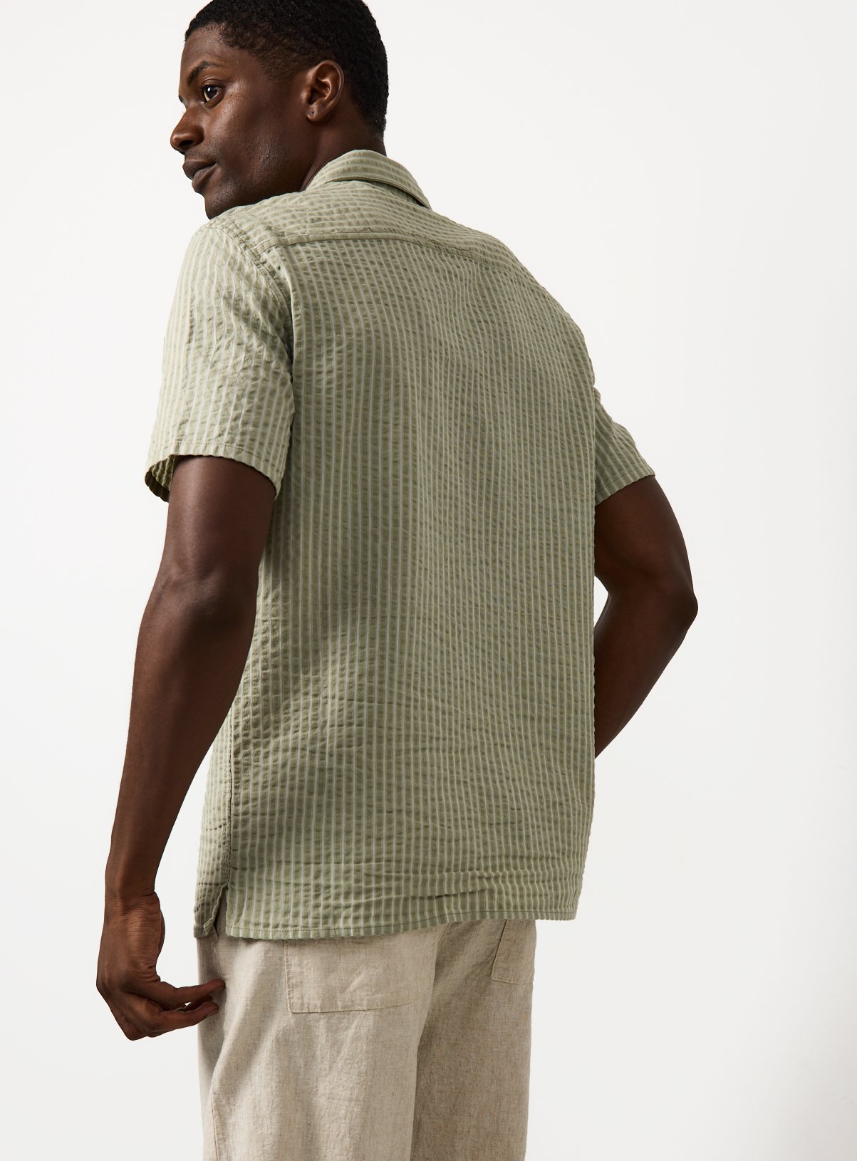 Light Green Stripe Print Seersucker Revere Neck Shirt M - Image 5 thumbnail
